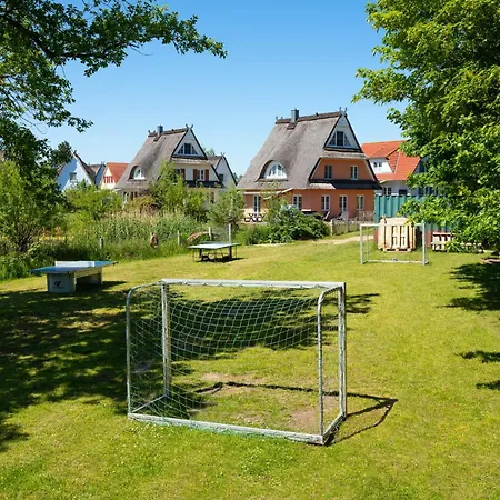 C 6 Reethaus Strandkorb Mit Aussenwhirlpool Und Sauna Prázdninový dům Gramkow