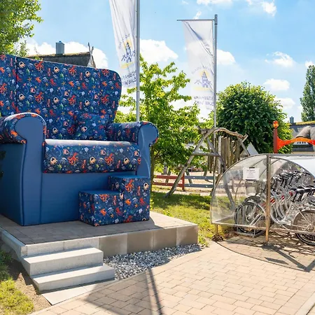 C 6 Reethaus Strandkorb Mit Aussenwhirlpool Und Sauna