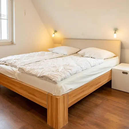 C 6 Reethaus Strandkorb Mit Aussenwhirlpool Und Sauna Prázdninový dům Gramkow