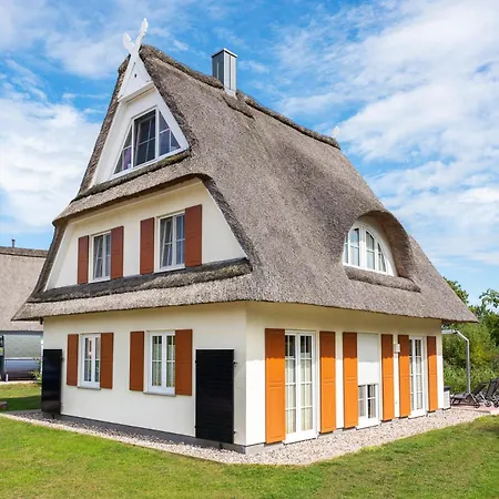 C 6 Reethaus Strandkorb Mit Aussenwhirlpool Und Sauna * Gramkow